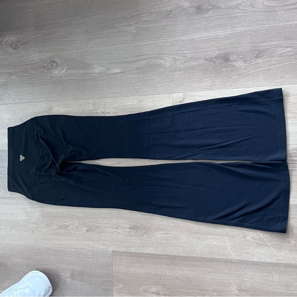 Aritzia Black Pants with Gold Detail